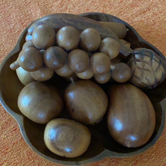 VINTAGE ‘70s Dolphin Monkey Pod Fruit Bowl - Picture 2 of 11